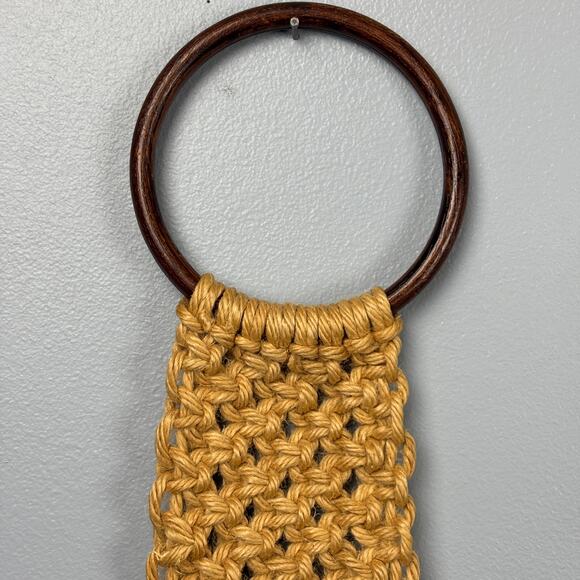 Vintage Macrame Towel Holder Home Decor Mid Century Boho Retro Brown - Picture 4 of 4